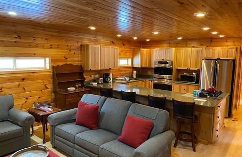 New Milford House | Enjoy the fall foliage and all its splendor in the Endless Mountains!