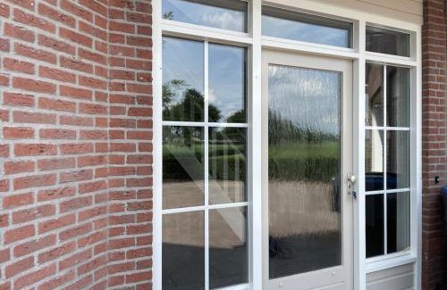 Oosterwolde House | Enjoy the space and countryside at Het Hofhuys