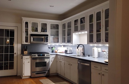 Elysian Fields House | Enjoy this charming country getaway perfect for weekends with friends or family!