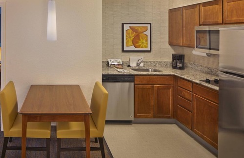 Avon Apartment | Ensuring a Very Comfortable & Memorable Stay! 3 Cozy Units, Free Breakfast!