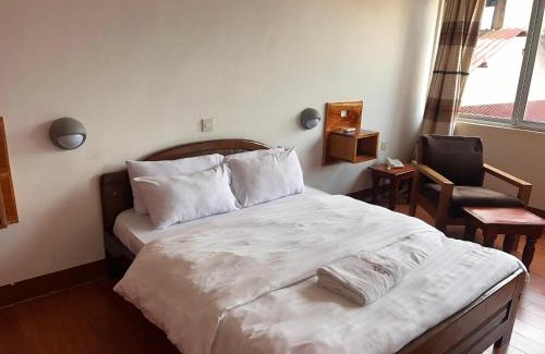 Entebbe Apartment | Entebbe Fligh Motel