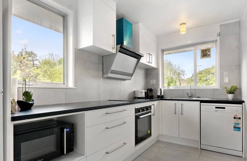 Epsom House | Entire 5 bedrooms character townhouse in Newmarket (Central Auckland)