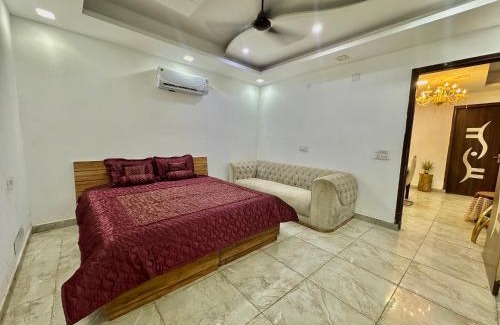 Gurugram Villa | entire 9 BHK villa for marriages and parties