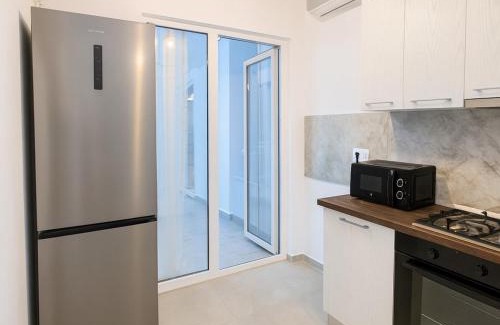 Sector 5 Apartment | Entire Apartment in Rahova near Unirii City Center - 603