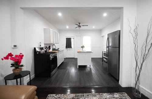 Ansonia Apartment | ENTIRE APARTMENT RECENTLY RENOVATED 2BR