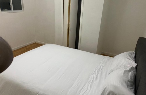 West Bronx Apartment | Entire basement apartment very large and Fully furnished