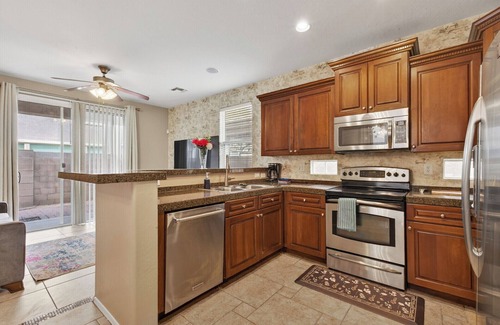 Avondale House | Entire Home Avondale 4 Bedroom 3 Bathroom