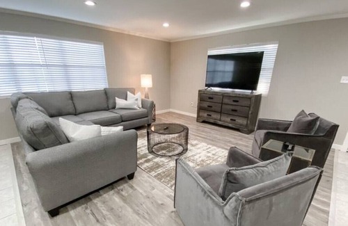 Conway House | Entire home in the heart of Conway!