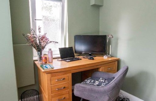 Tooting House | Entire home! Newly-renovated, 4 bedrooms, Tooting