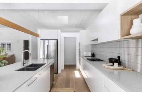 The Spit House | Entire large 4 bedroom house with pool in Mosman