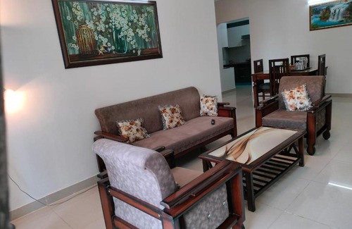 Greater Noida Apartment | Entire Luxurious 3 bedrooms (Apt A-1105) in Greater Noida
