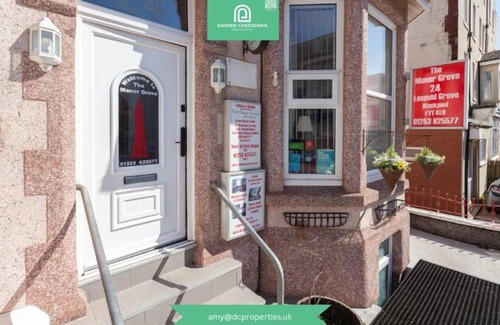 Blackpool Town Center House | Entire Manor Grove Blackpool