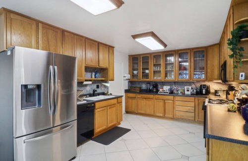 El Cajon House | Entire Modern 3-Bedroom House w Pool, Garage, Gated Yard near Shopping Centers