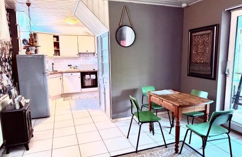 Sprang-Capelle House | Entire spacious family house with a Forest Garden