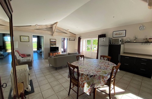 Beguey Cottage | Entre-Deux-Mers (Between the two seas), Bordeaux, Saint-Émilion and Yquem