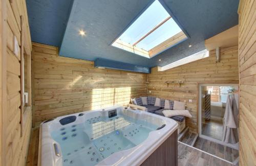 Sainte-Croix-Grand-Tonne House | Entre Terre & Mer SPA