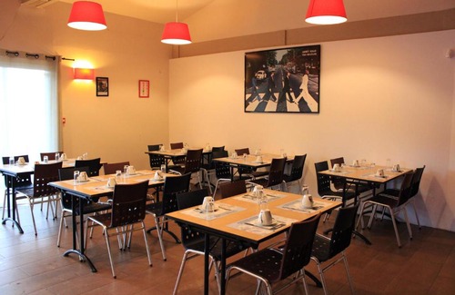 Loudeac Hotel | Enzo Hotels Loudeac By Kyriad Direct