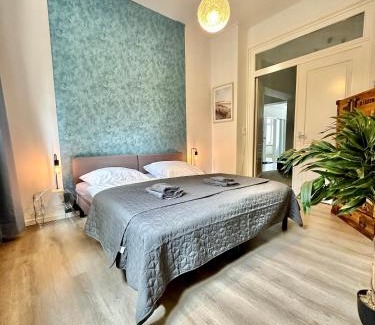 Burgeresch Apartment | Erholsame City-Erdgeschosswohnung mit Veranda, Grill und Parkplatz D46EG