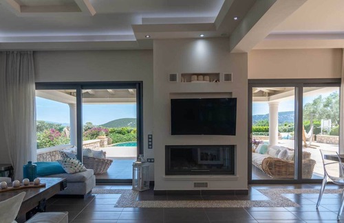 Ermionida Villa | Ermioni Luxury Villa Eternity - Pool & Tennis Court