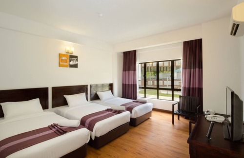 Kampung Temiang Hotel | ēRYA by SURIA Hot Spring Bentong