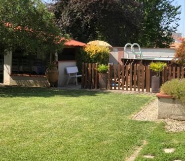 Agen House | ESCALE AU FOND DU JARDIN