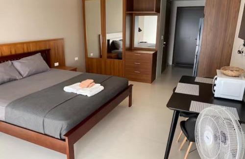 Kram Apartment | Escape BestFamily Condo 1st Beach line