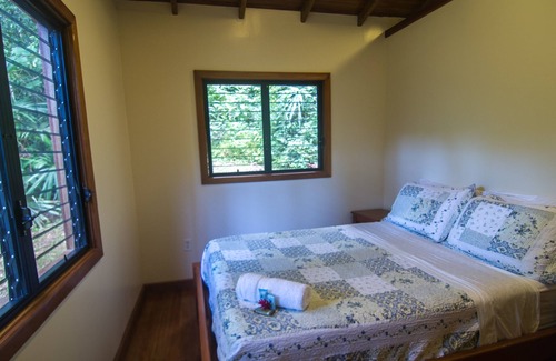 Black Rock Cabin | Escape to the Belizean Jungle in an Off Grid Village