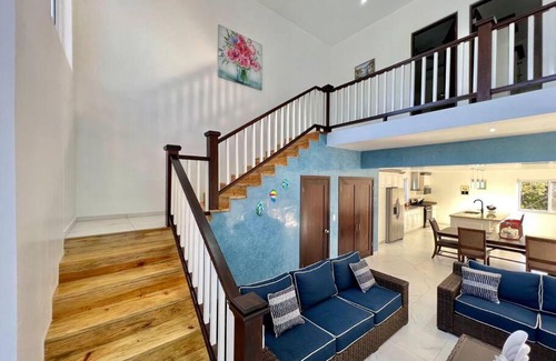 Roatan Villa | Escape from stress & noise!