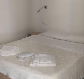 Nidri Hotel | ESCAPE