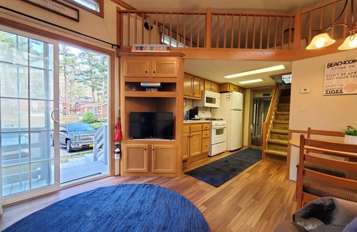East Falmouth Cabin | Escape to our Cabin in the Pines in beautiful East Falmouth on Sunny Cape Cod.