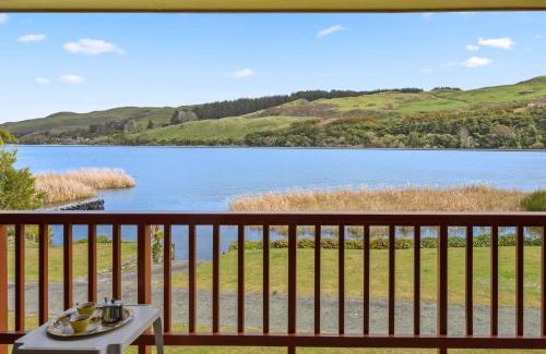 Okere Falls House | Escape to the Lake - Lake Rotoiti Bach