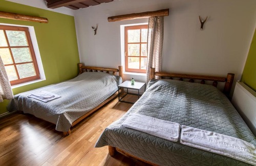 Bradut House | Esigman - log cabin in Transylvania