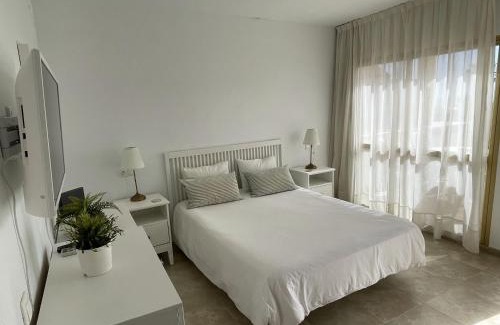 Nikki Beach Apartment | Estudio con insuperables vistas al Mar: Aparcamiento