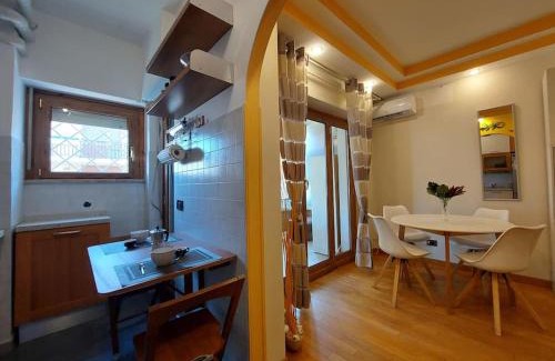 Zona XXVIII Tor de' Cenci Apartment | Eur Spinaceto Sensorial Loft