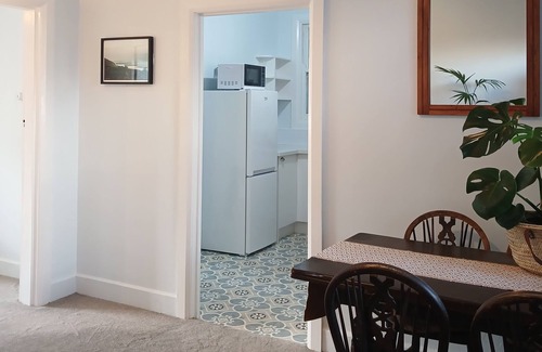New Plymouth Apartment | European Apartment in New Plymouth Central