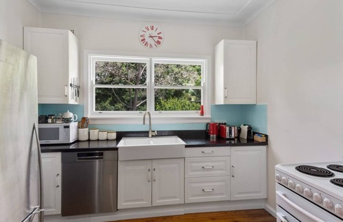 Coledale Cottage | Evergreen Escape A Nature Retreat Minutes to Beach