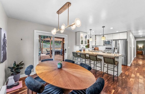 Hangen Ranch And M and B Apartment | Evergreen Hideaway: Game Room, Sauna + Fire Pit