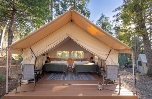 Groveland Hotel | Evergreen Lodge Yosemite
