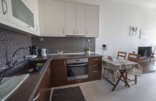 Nea Playia Apartment | Evi Apartment by RentalsPro