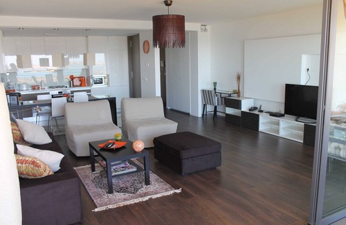 Fuseta Apartment | Excellent Beachfront Apartment With Fabulous Views