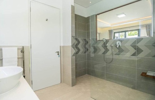 Constantia House | Exceptional attention to detail no stone has been left unturned