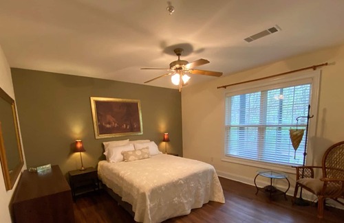 Athens Condo | Exceptional Condo, close to downtown & UGA