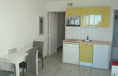 Pornichet Apartment | Exceptional location for this south oriented studio and facing the sea