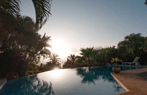 Case-Pilote Villa | Exceptional property in a lush setting