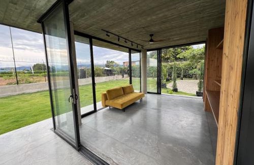 Palmira House | Exclusiva Casa de Campo en Rozo - Piscina, Parqueadero y Zonas Verdes