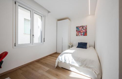 Faenza Apartment | Exclusive Apartment - Free WiFi & Air Conditioning