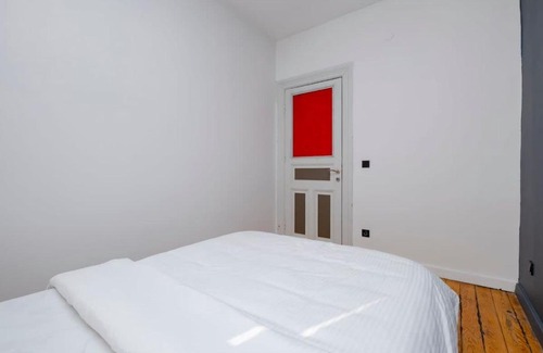 Taksim Villa | Exclusive House with 2 Apartments including 4 Bedrooms and 4 Bathrooms in Total