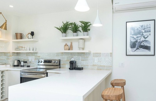 Speightstown Apartment | Exclusive one bedroom apartment, a few steps from the Caribbean Sea