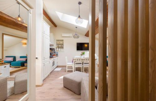 City Center Apartment | Exclusive Seafront Bacchus Apartment