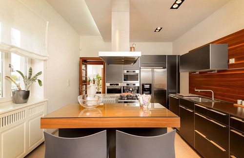 Split Villa | Exclusive Seafront Villa | 5 Bedrooms | Villa Mestro | Outdoor Pool